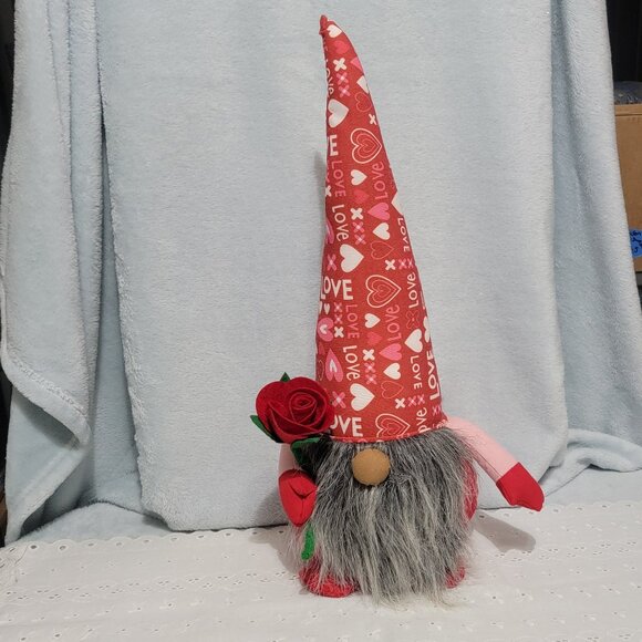 NWT 20" Plush Love & Rose Aldi Gnome. Weighted bottom. - Picture 1 of 5